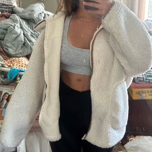 Universal Threads White Sherpa w Brown Lining (XL)